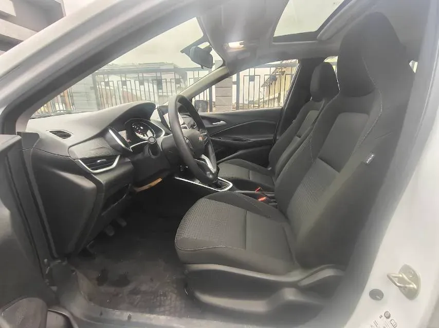 2021 Chevrolet Cavalier 1.3L 107HP L3 5MT,autocango,china used car exporter,china ev exporter,chinese used car exporter,chinese used ev exporter