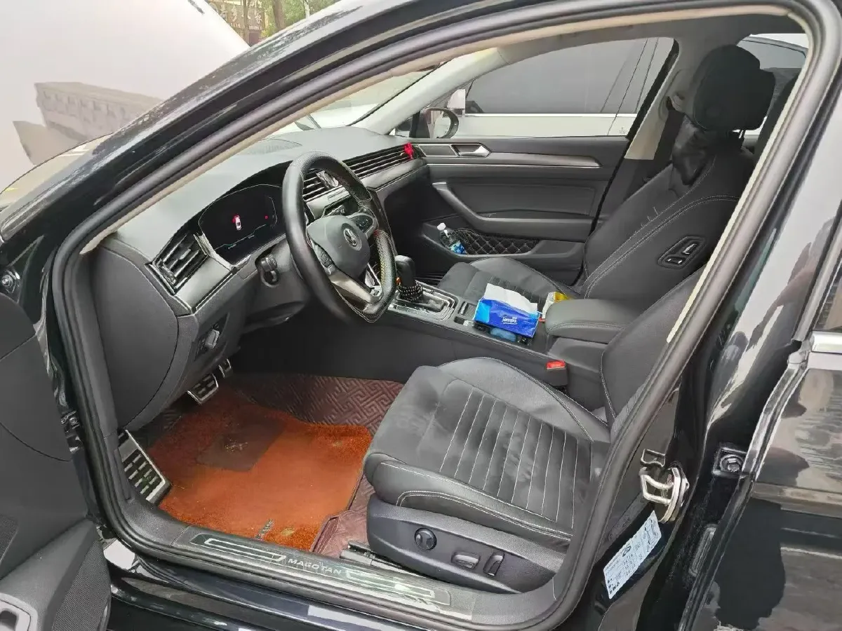 2020 Volkswagen Magotan 2.0T 186HP L4 7DCT,autocango,china used car exporter,china ev exporter,chinese used car exporter,chinese used ev exporter