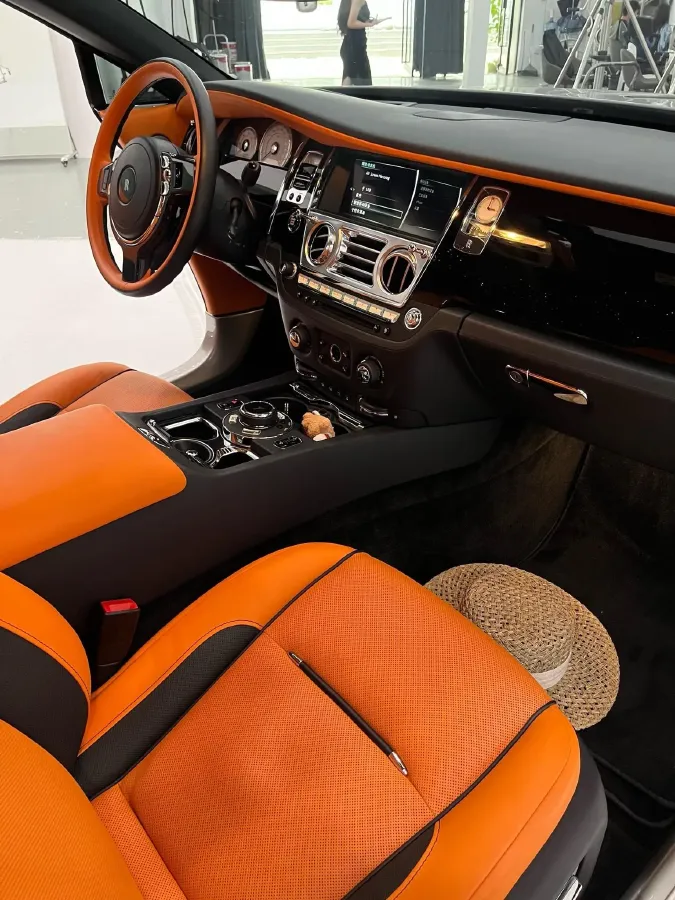 2018 Rolls-Royce Wraith 6.6T 632HP V12 8AT,autocango,china used car exporter,china ev exporter,chinese used car exporter,chinese used ev exporter