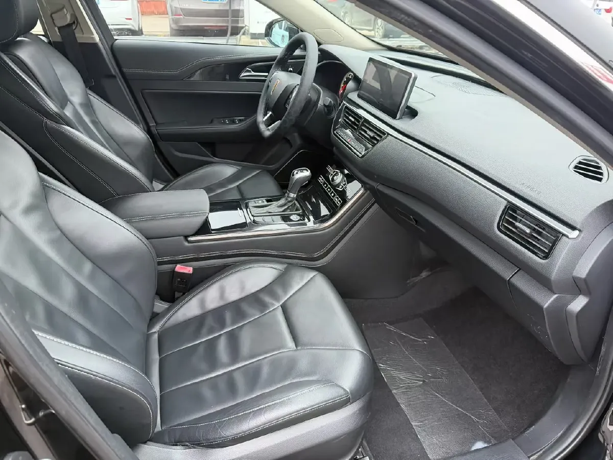 2019 HongQi H5 1.8T 180HP L4 6AT,autocango,china used car exporter,china ev exporter,chinese used car exporter,chinese used ev exporter