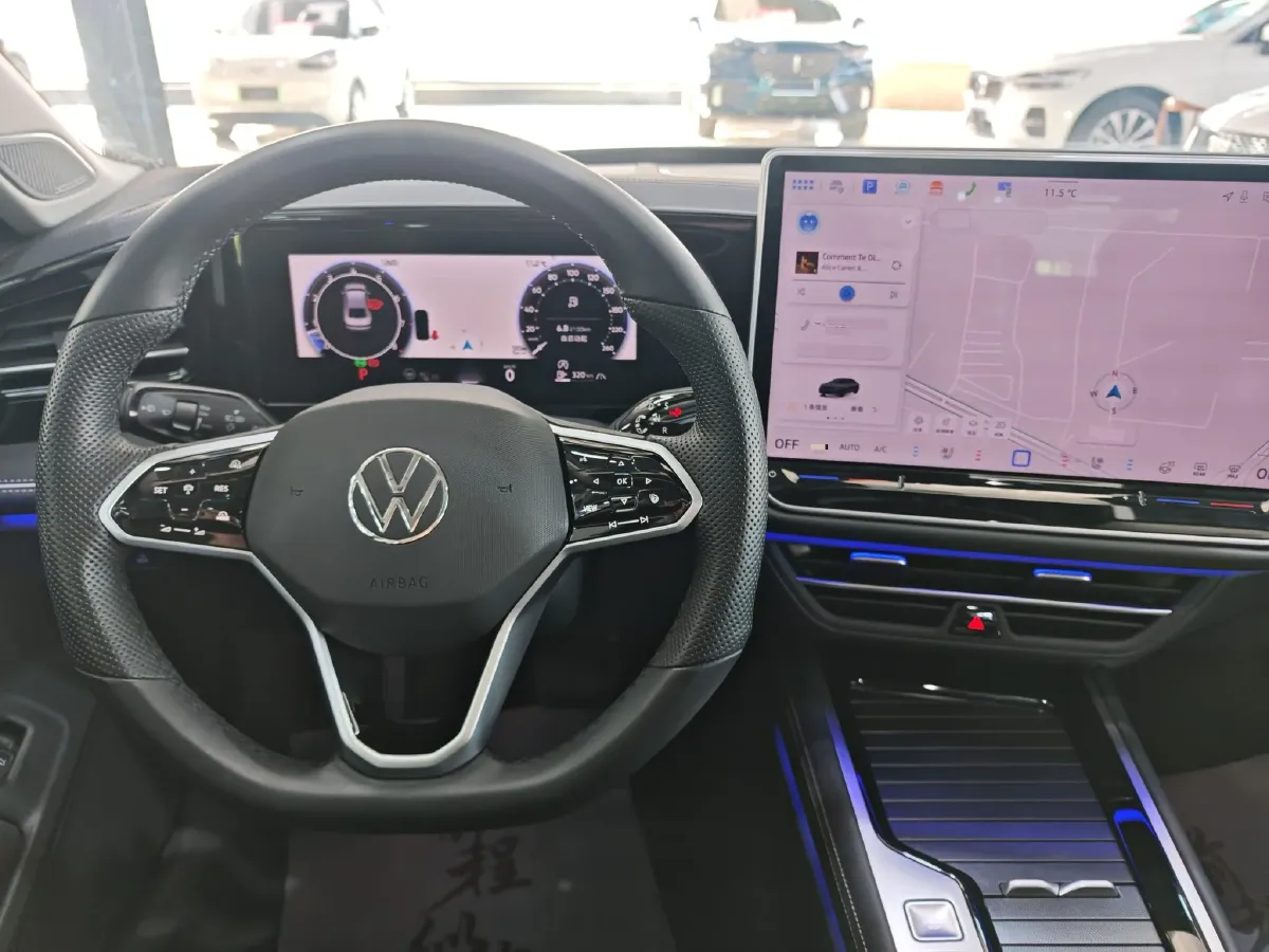 2024 Volkswagen Magotan 2.0T 220HP L4 7DCT,autocango,china used car exporter,china ev exporter,chinese used car exporter,chinese used ev exporter