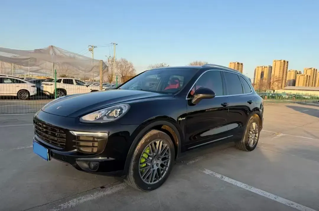 2020 Porsche Cayenne 2.0T 252HP L4 8AT PHEV 14.1KWH,autocango,china used car exporter,china ev exporter,chinese used car exporter,chinese used ev exporter