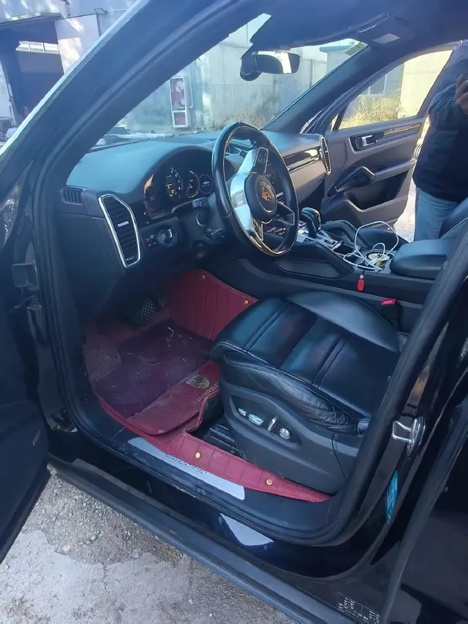 2020 Porsche Cayenne 2.0T 252HP L4 8AT PHEV 14.1KWH,autocango,china used car exporter,china ev exporter,chinese used car exporter,chinese used ev exporter