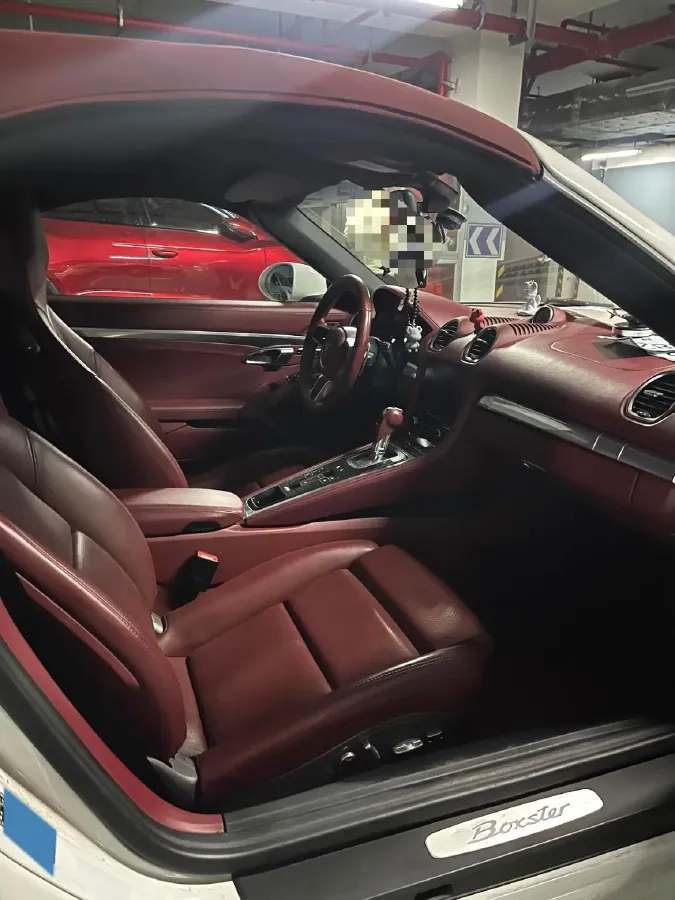 2018 Porsche 718 2.0T 250HP H4 7DCT,autocango,china used car exporter,china ev exporter,chinese used car exporter,chinese used ev exporter