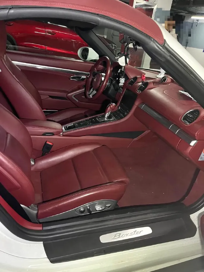 2018 Porsche 718 2.0T 250HP H4 7DCT,autocango,china used car exporter,china ev exporter,chinese used car exporter,chinese used ev exporter