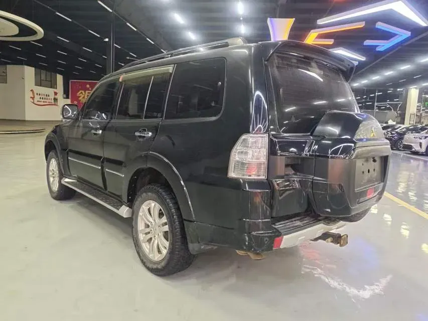 2017 Mercedes-Benz C Class 2.0T 245HP L4 7AT,autocango,china used car exporter,china ev exporter,chinese used car exporter,chinese used ev exporter