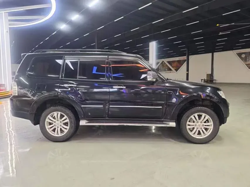 2017 Mercedes-Benz C Class 2.0T 245HP L4 7AT,autocango,china used car exporter,china ev exporter,chinese used car exporter,chinese used ev exporter