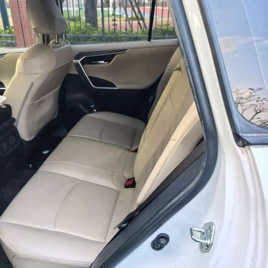 2021 Toyota RAV4 2.0L 171HP L4 CVT,autocango,china used car exporter,china ev exporter,chinese used car exporter,chinese used ev exporter