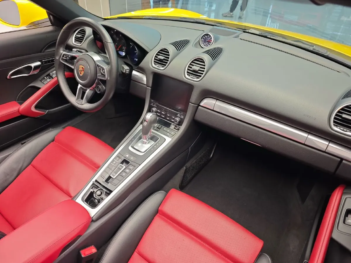 2020 Porsche 718 2.0T 250HP H4 7DCT,autocango,china used car exporter,china ev exporter,chinese used car exporter,chinese used ev exporter