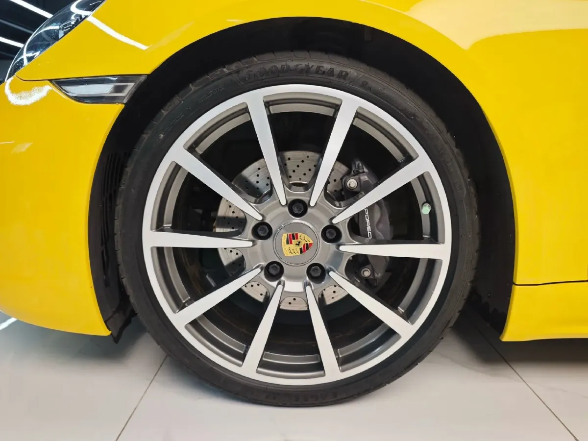 2020 Porsche 718 2.0T 250HP H4 7DCT,autocango,china used car exporter,china ev exporter,chinese used car exporter,chinese used ev exporter