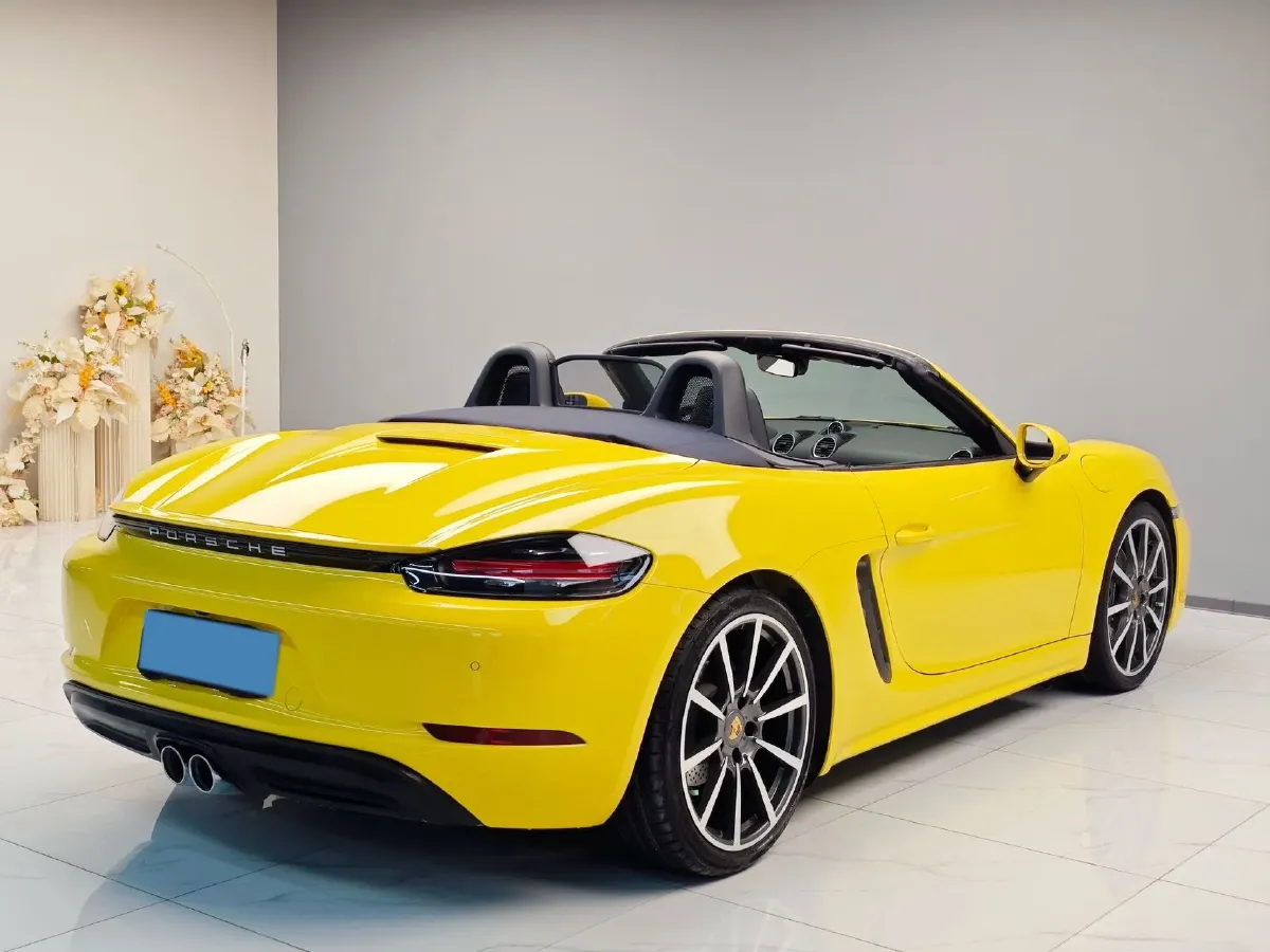 2020 Porsche 718 2.0T 250HP H4 7DCT,autocango,china used car exporter,china ev exporter,chinese used car exporter,chinese used ev exporter