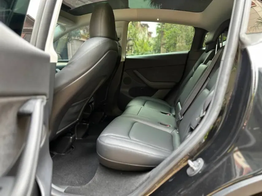 2022 Tesla Model Y BEV 60KWH,autocango,china used car exporter,china ev exporter,chinese used car exporter,chinese used ev exporter