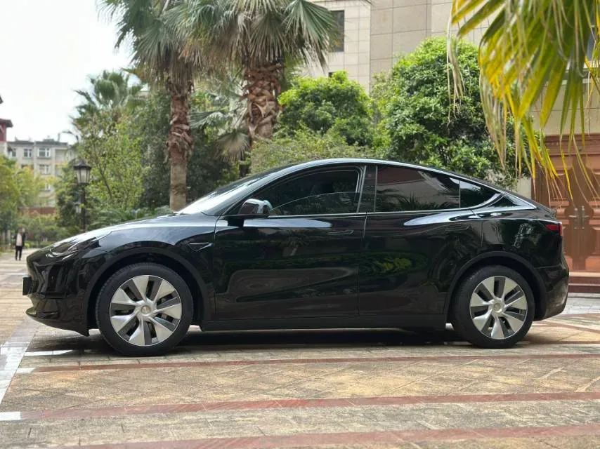 2022 Tesla Model Y BEV 60KWH,autocango,china used car exporter,china ev exporter,chinese used car exporter,chinese used ev exporter