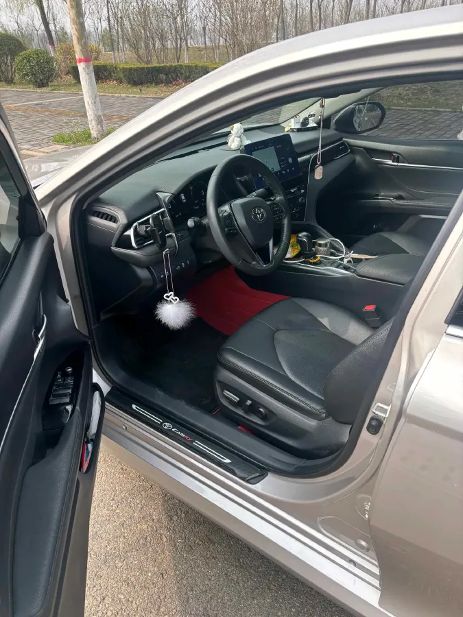 2021 Toyota Camry 2.5L 209HP L4 8AT,autocango,china used car exporter,china ev exporter,chinese used car exporter,chinese used ev exporter