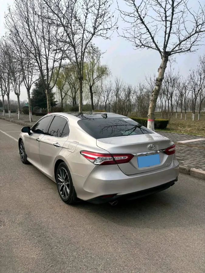 2021 Toyota Camry 2.5L 209HP L4 8AT,autocango,china used car exporter,china ev exporter,chinese used car exporter,chinese used ev exporter