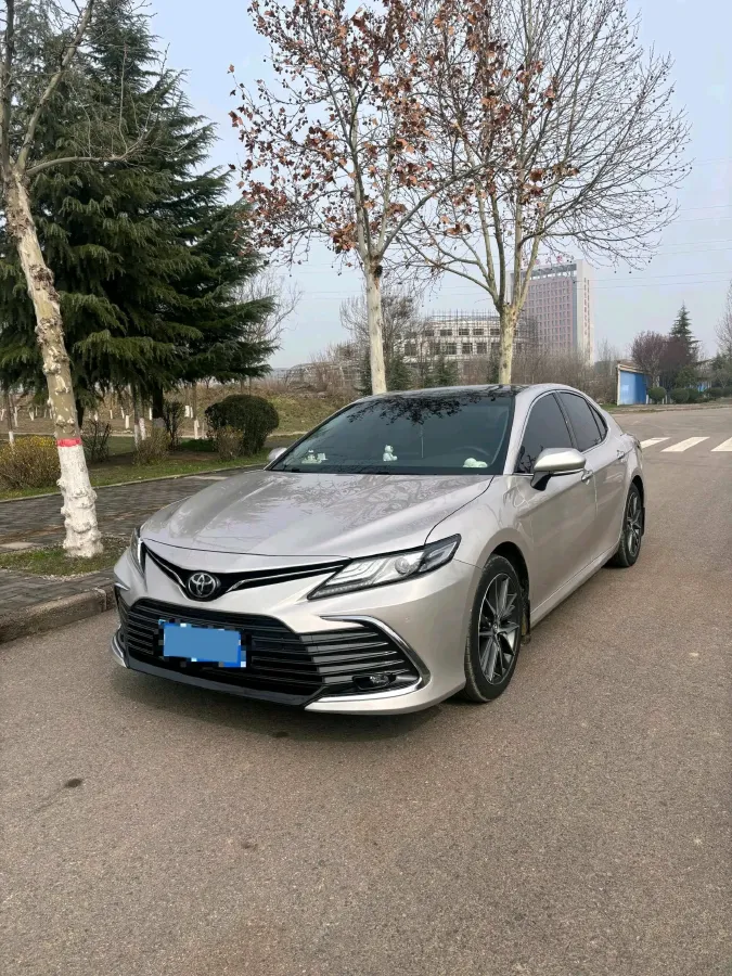 2021 Toyota Camry 2.5L 209HP L4 8AT,autocango,china used car exporter,china ev exporter,chinese used car exporter,chinese used ev exporter