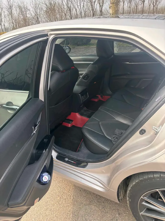 2021 Toyota Camry 2.5L 209HP L4 8AT,autocango,china used car exporter,china ev exporter,chinese used car exporter,chinese used ev exporter