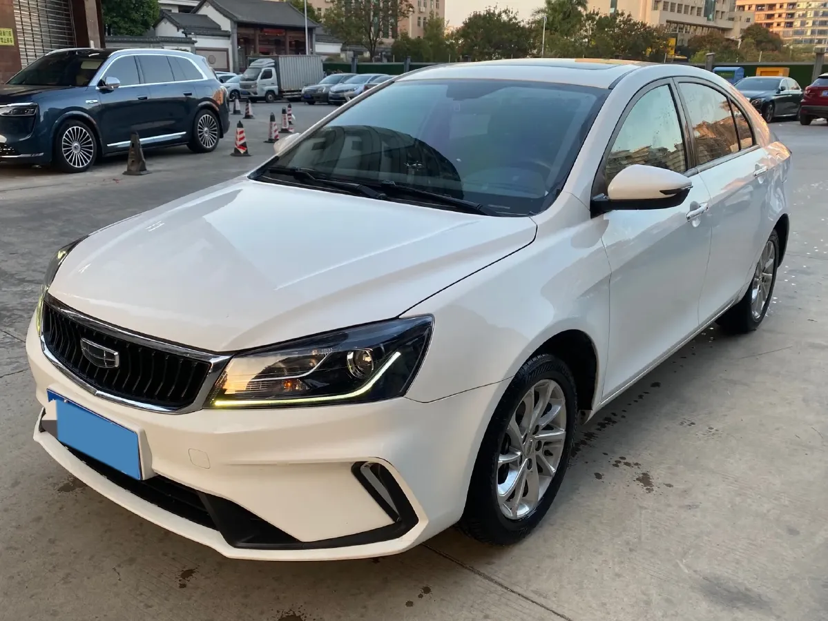 2021 BaoJun 530 1.5T 147HP L4 CVT,autocango,china used car exporter,china ev exporter,chinese used car exporter,chinese used ev exporter