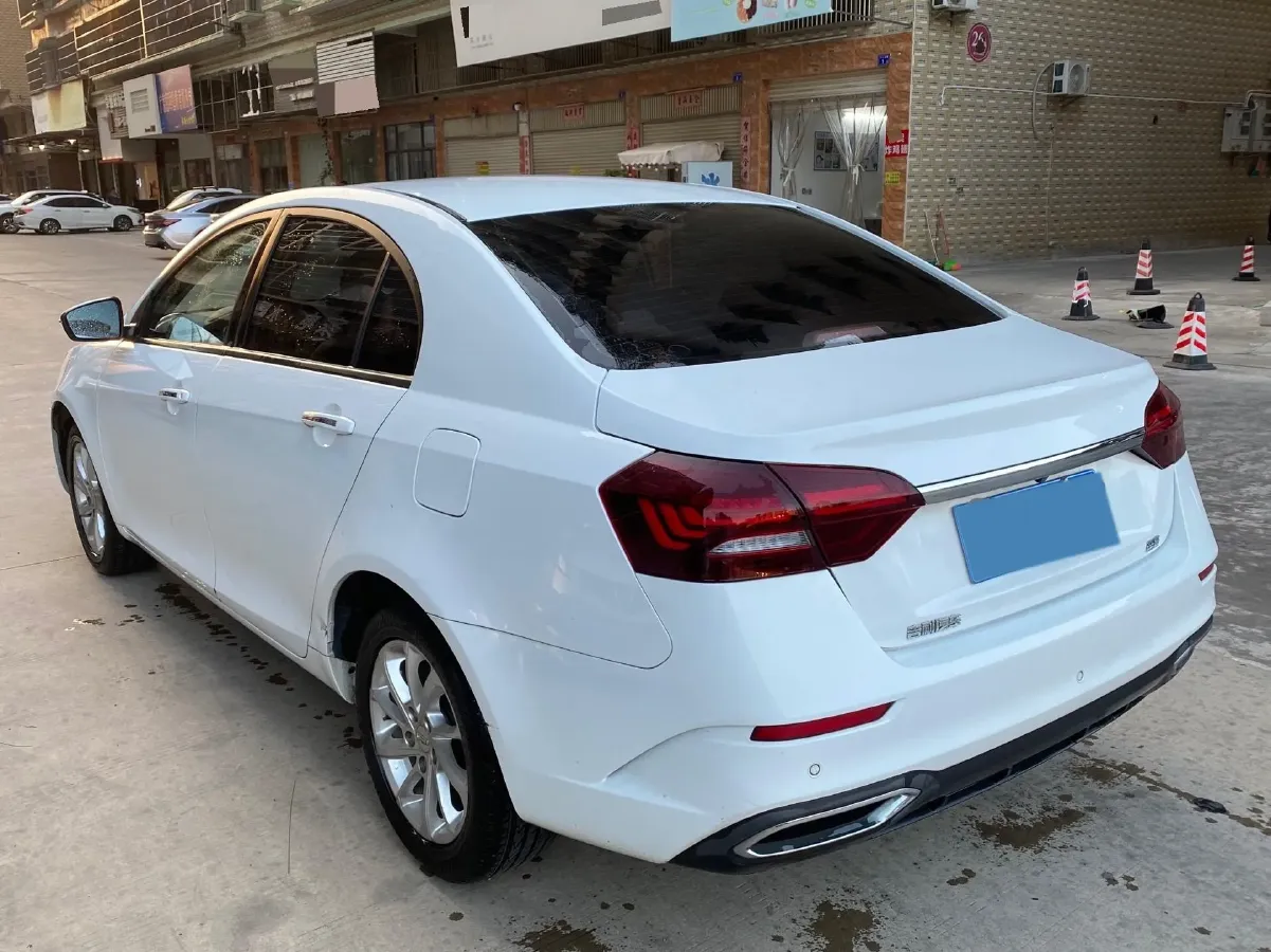 2021 BaoJun 530 1.5T 147HP L4 CVT,autocango,china used car exporter,china ev exporter,chinese used car exporter,chinese used ev exporter