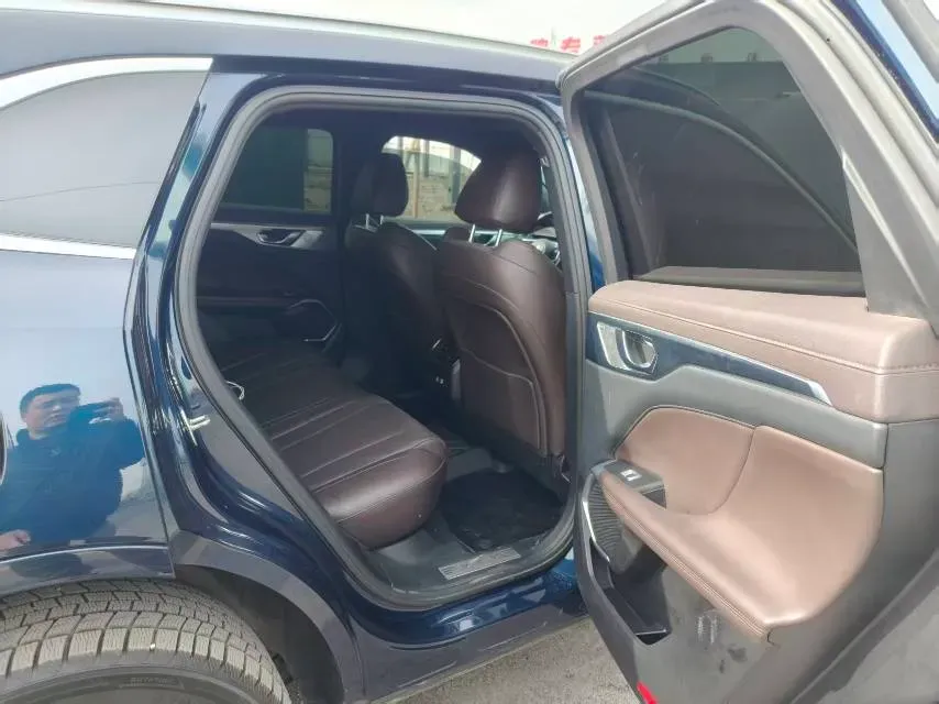 2024 WEY Mocha 1.5T 170HP L4 4DHT PHEV 35.04KWH,autocango,china used car exporter,china ev exporter,chinese used car exporter,chinese used ev exporter