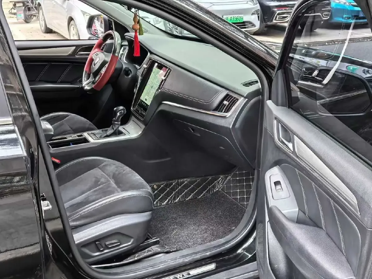2017 Roewe RX5 1.5T 169HP L4 2AT PHEV 12KWH,autocango,china used car exporter,china ev exporter,chinese used car exporter,chinese used ev exporter