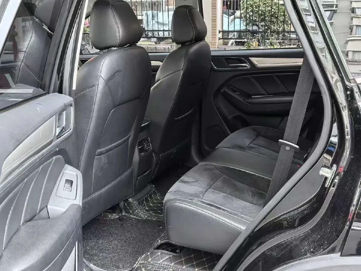 2017 Roewe RX5 1.5T 169HP L4 2AT PHEV 12KWH,autocango,china used car exporter,china ev exporter,chinese used car exporter,chinese used ev exporter