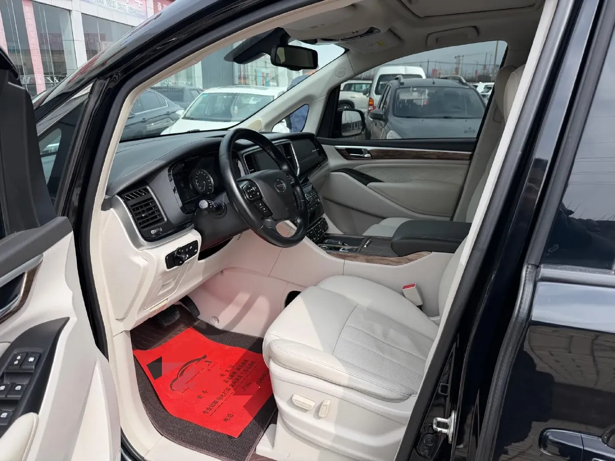 2018 GAC Trumpchi M8 2.0T 201HP L4 6AT,autocango,china used car exporter,china ev exporter,chinese used car exporter,chinese used ev exporter