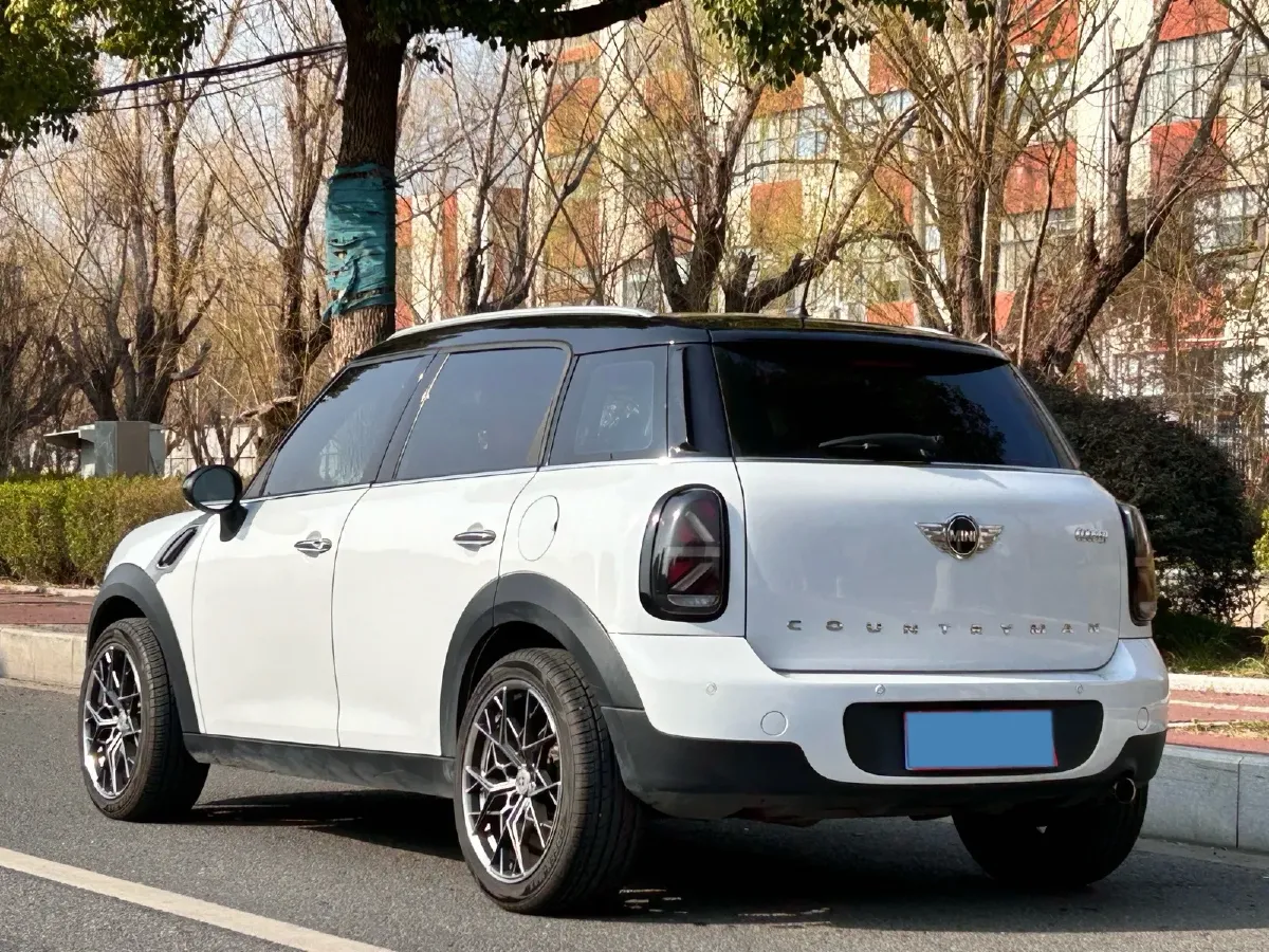 2016 MINI COUNTRYMAN 1.6T 122HP L4 6AT,autocango,china used car exporter,china ev exporter,chinese used car exporter,chinese used ev exporter