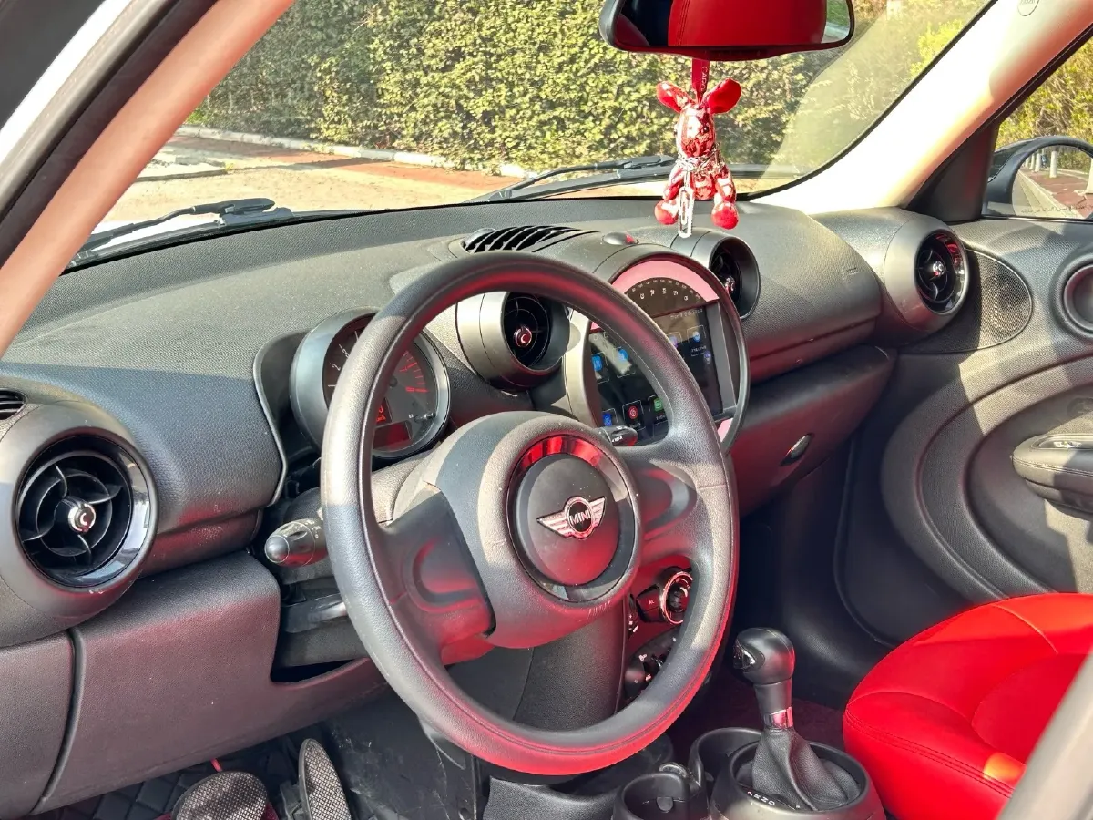 2016 MINI COUNTRYMAN 1.6T 122HP L4 6AT,autocango,china used car exporter,china ev exporter,chinese used car exporter,chinese used ev exporter