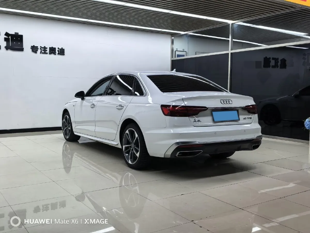 2022 Audi A4L 2.0T 190HP L4 7DCT,autocango,china used car exporter,china ev exporter,chinese used car exporter,chinese used ev exporter