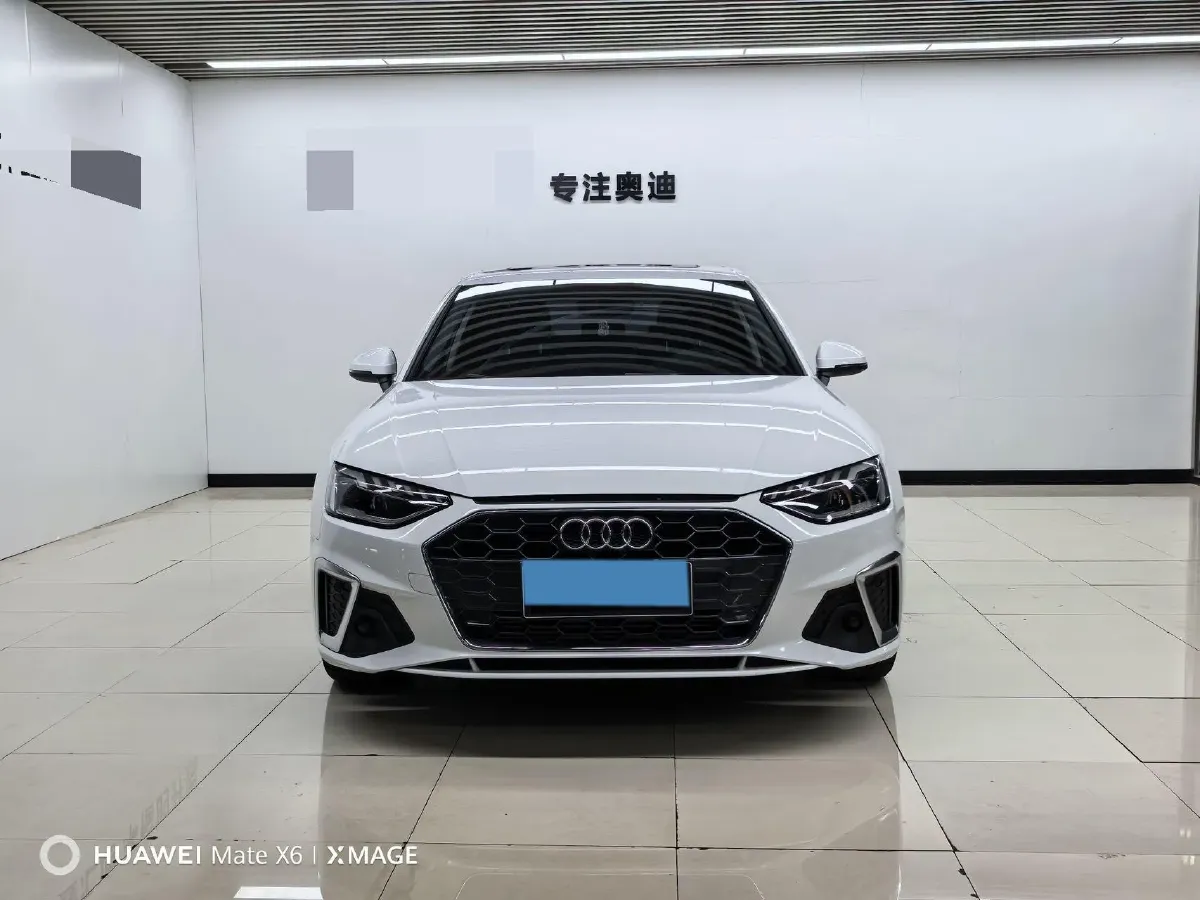 2022 Audi A4L 2.0T 190HP L4 7DCT,autocango,china used car exporter,china ev exporter,chinese used car exporter,chinese used ev exporter