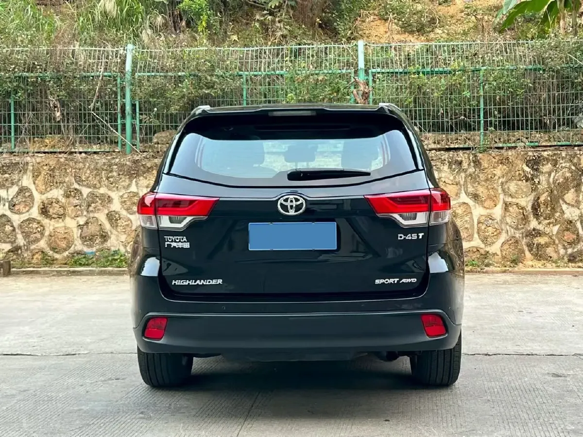 2018 Toyota Highlander 2.0T 220HP L4 6AT,autocango,china used car exporter,china ev exporter,chinese used car exporter,chinese used ev exporter
