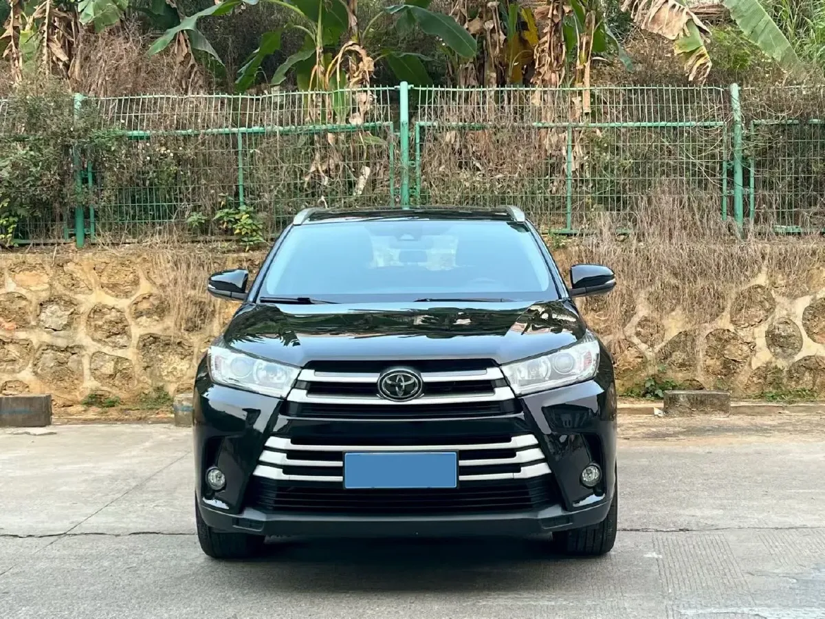 2018 Toyota Highlander 2.0T 220HP L4 6AT,autocango,china used car exporter,china ev exporter,chinese used car exporter,chinese used ev exporter