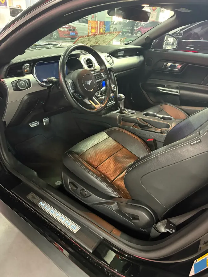 2021 Ford Mustang 2.3T 299HP L4 10AT,autocango,china used car exporter,china ev exporter,chinese used car exporter,chinese used ev exporter