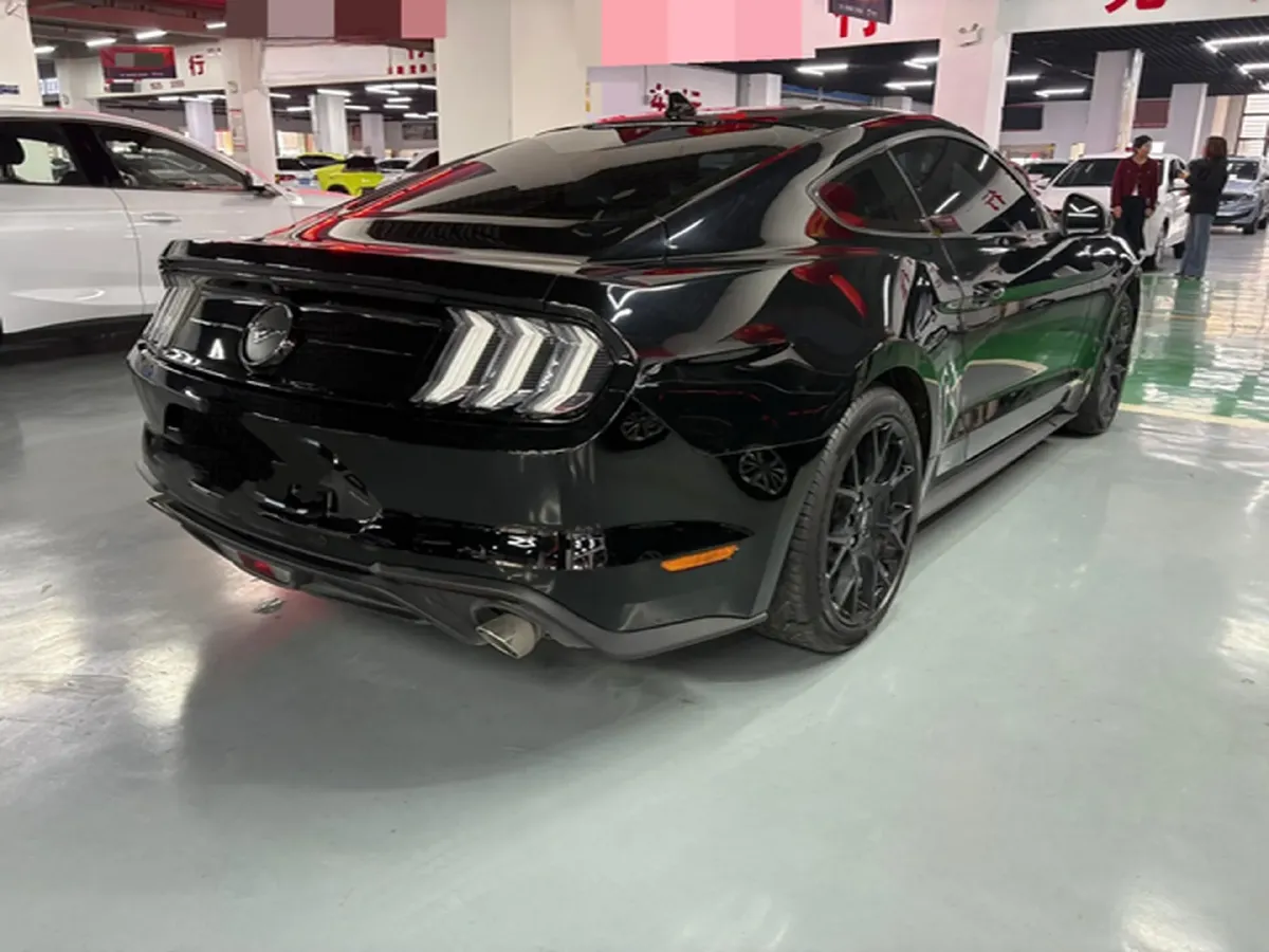 2021 Ford Mustang 2.3T 299HP L4 10AT,autocango,china used car exporter,china ev exporter,chinese used car exporter,chinese used ev exporter