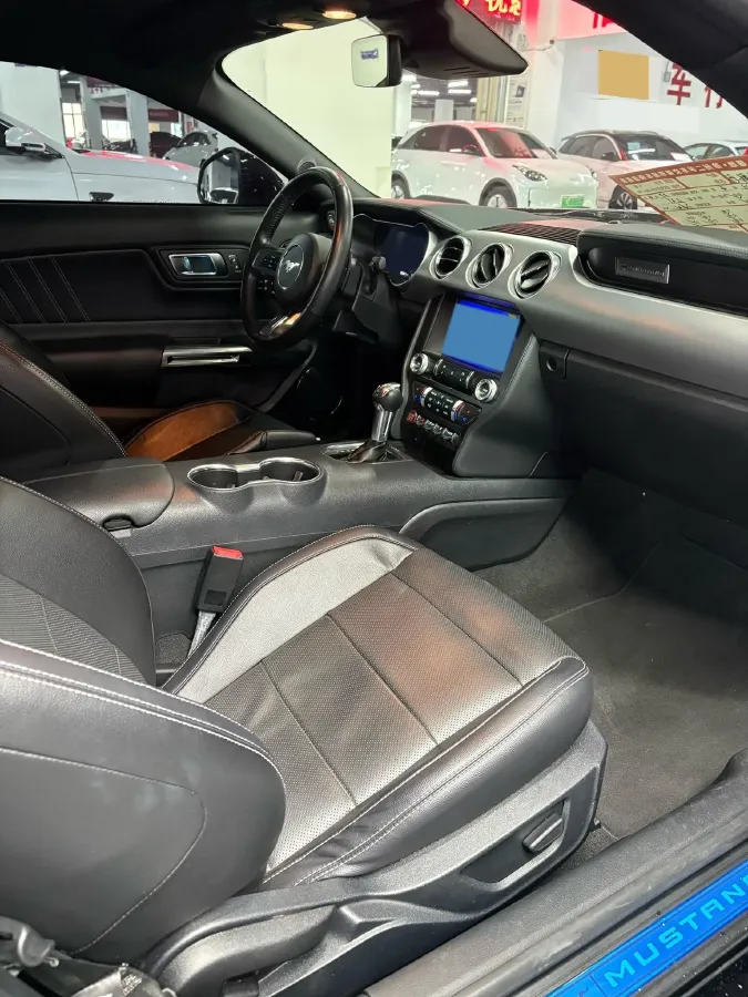 2021 Ford Mustang 2.3T 299HP L4 10AT,autocango,china used car exporter,china ev exporter,chinese used car exporter,chinese used ev exporter