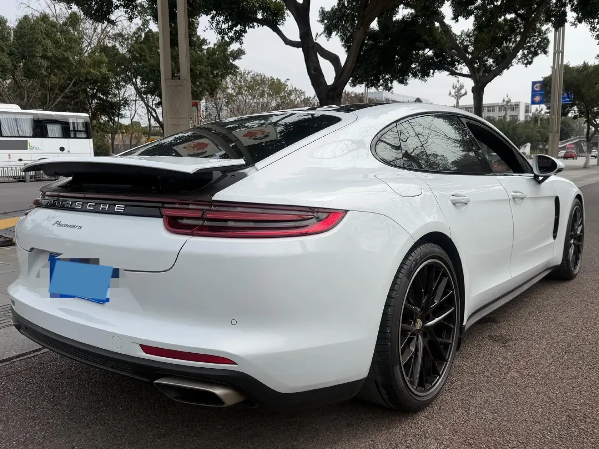 2019 Porsche Panamera 2.9T 330HP V6 8DCT,autocango,china used car exporter,china ev exporter,chinese used car exporter,chinese used ev exporter