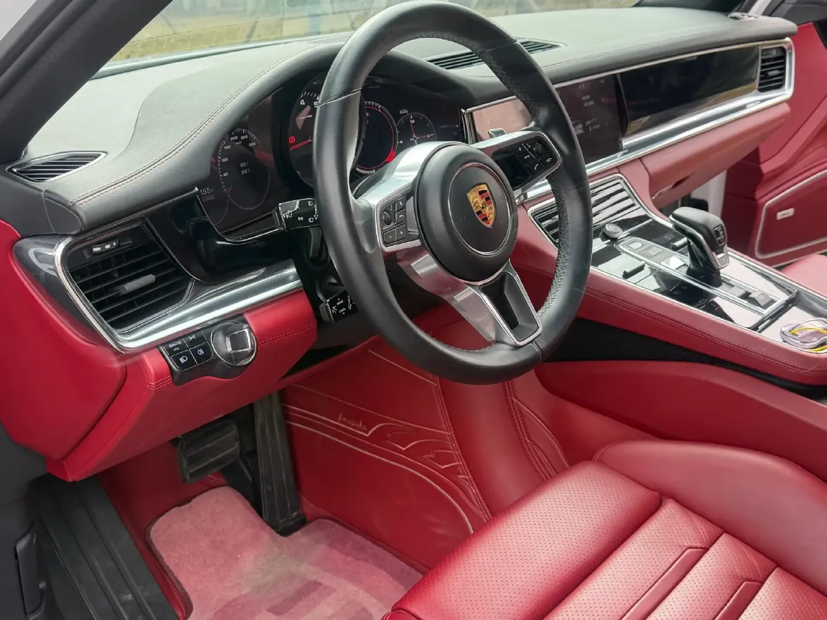 2019 Porsche Panamera 2.9T 330HP V6 8DCT,autocango,china used car exporter,china ev exporter,chinese used car exporter,chinese used ev exporter