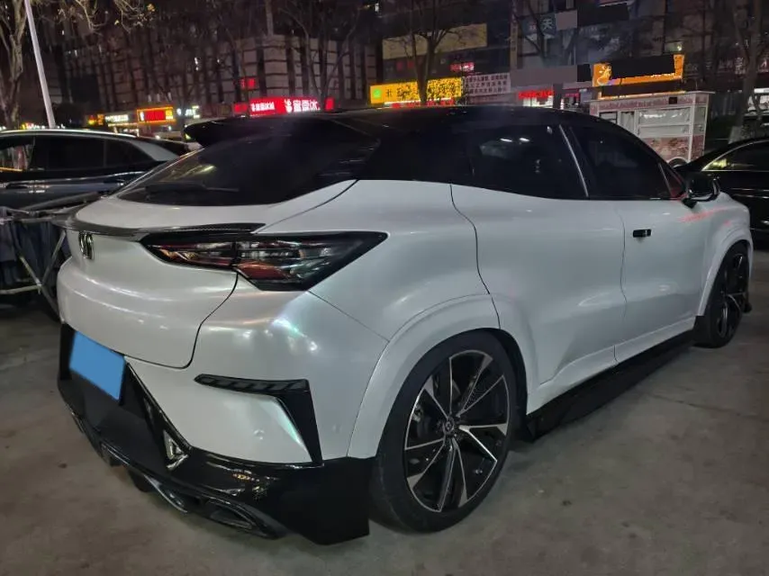2020 ChangAn UNI-T 1.5T 180HP L4 7DCT,autocango,china used car exporter,china ev exporter,chinese used car exporter,chinese used ev exporter