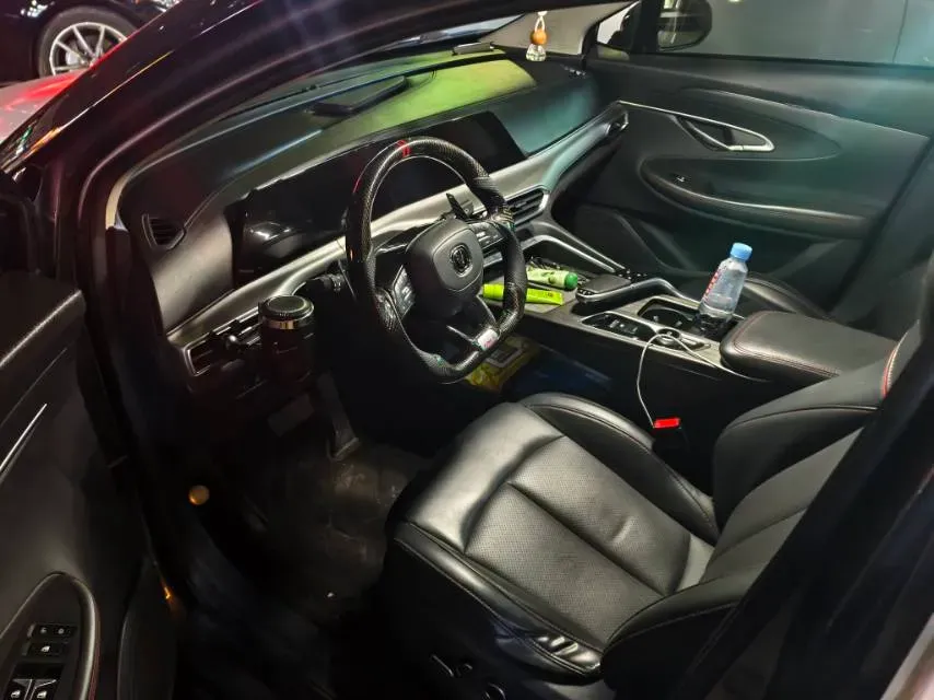 2020 ChangAn UNI-T 1.5T 180HP L4 7DCT,autocango,china used car exporter,china ev exporter,chinese used car exporter,chinese used ev exporter