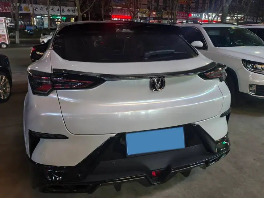 2020 ChangAn UNI-T 1.5T 180HP L4 7DCT,autocango,china used car exporter,china ev exporter,chinese used car exporter,chinese used ev exporter