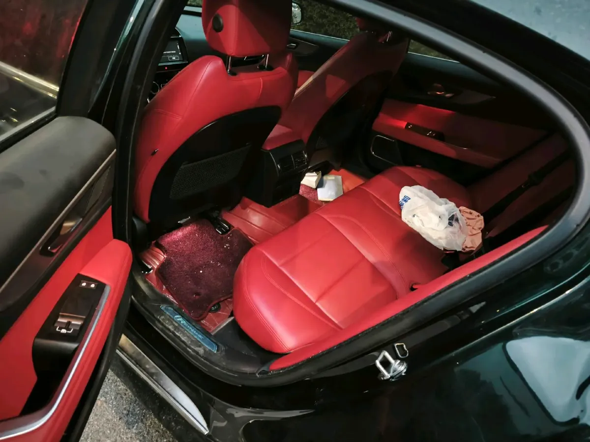 2023 Jaguar XEL 2.0T 250HP L4 8AT,autocango,china used car exporter,china ev exporter,chinese used car exporter,chinese used ev exporter