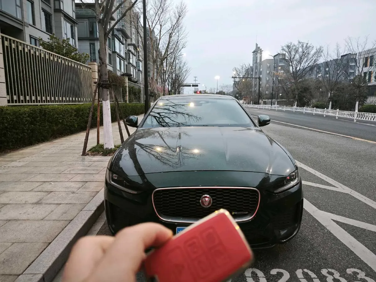 2023 Jaguar XEL 2.0T 250HP L4 8AT,autocango,china used car exporter,china ev exporter,chinese used car exporter,chinese used ev exporter