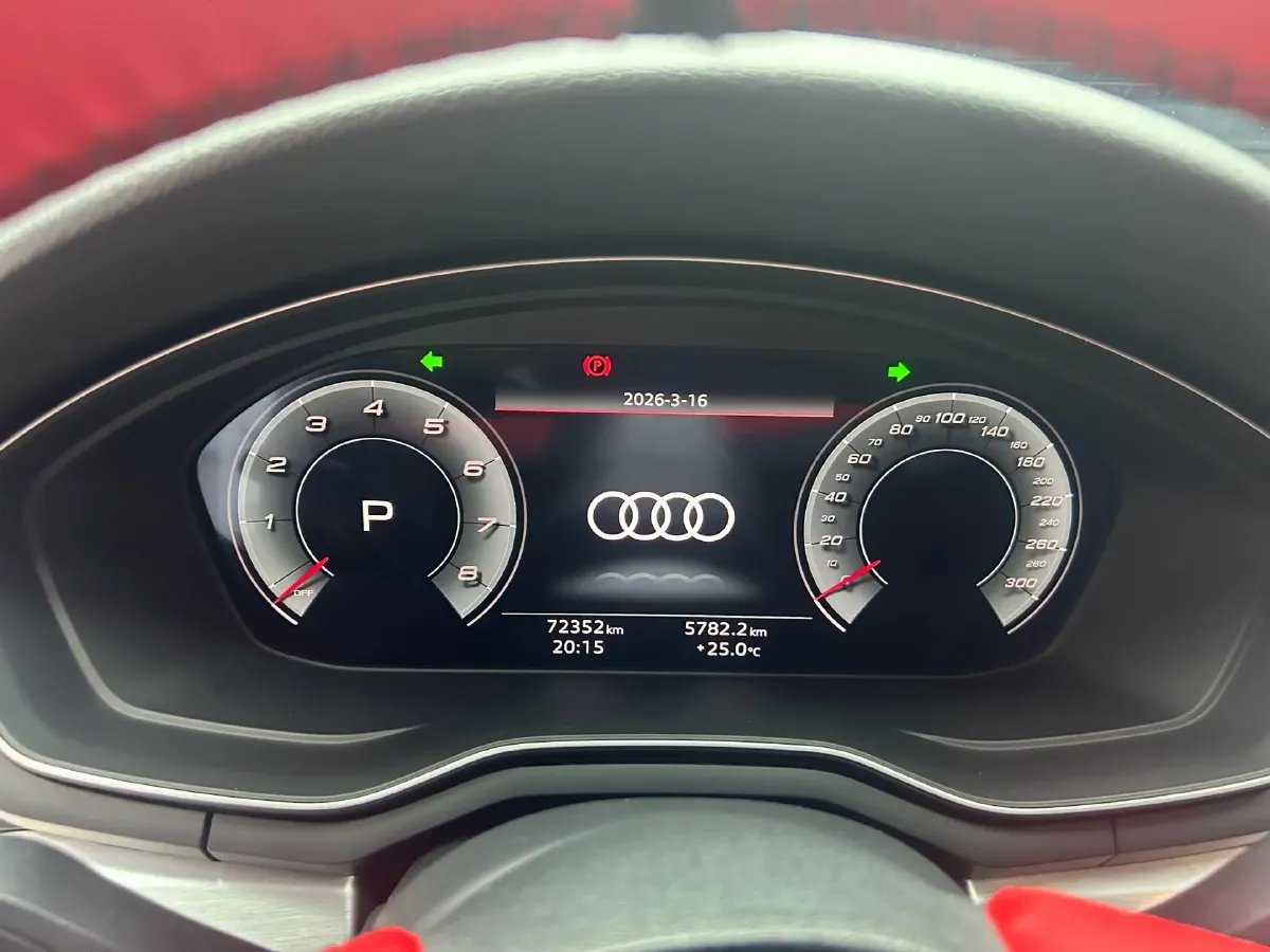 2020 Audi A4L 2.0T 190HP L4 7DCT,autocango,china used car exporter,china ev exporter,chinese used car exporter,chinese used ev exporter