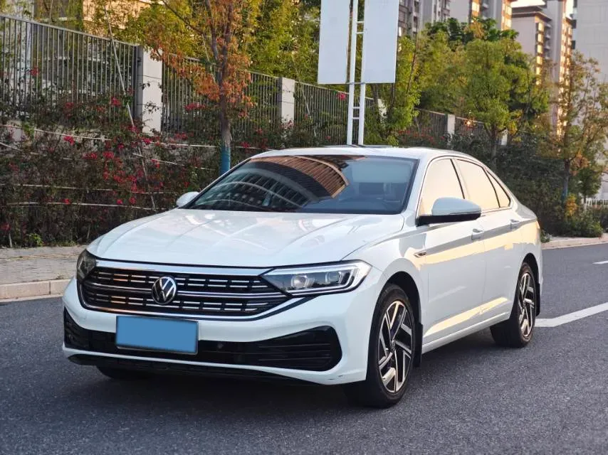 2023 Volkswagen Sagitar 1.4T 150HP L4 7DCT,autocango,china used car exporter,china ev exporter,chinese used car exporter,chinese used ev exporter