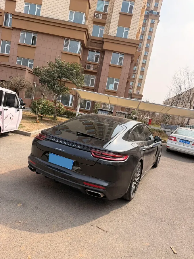 2017 BMW X6 3.0T 306HP L6 8AT,autocango,china used car exporter,china ev exporter,chinese used car exporter,chinese used ev exporter