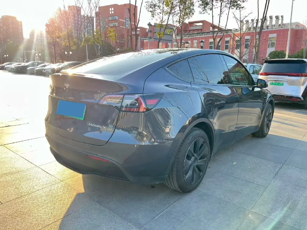 2024 Iveco OuSheng BEV 77.28KWH,autocango,china used car exporter,china ev exporter,chinese used car exporter,chinese used ev exporter