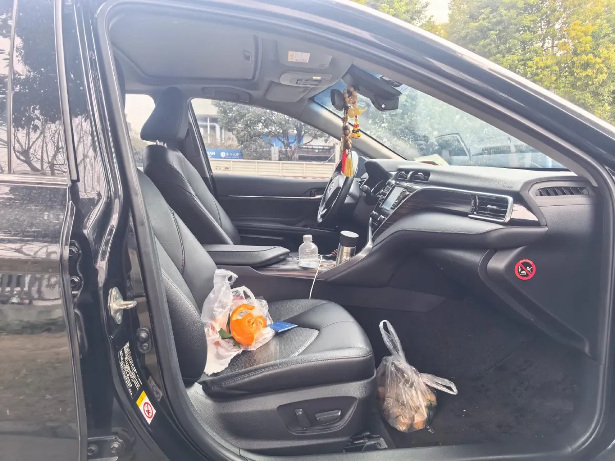 2018 Toyota Camry 2.0L 169HP L4 6AT,autocango,china used car exporter,china ev exporter,chinese used car exporter,chinese used ev exporter