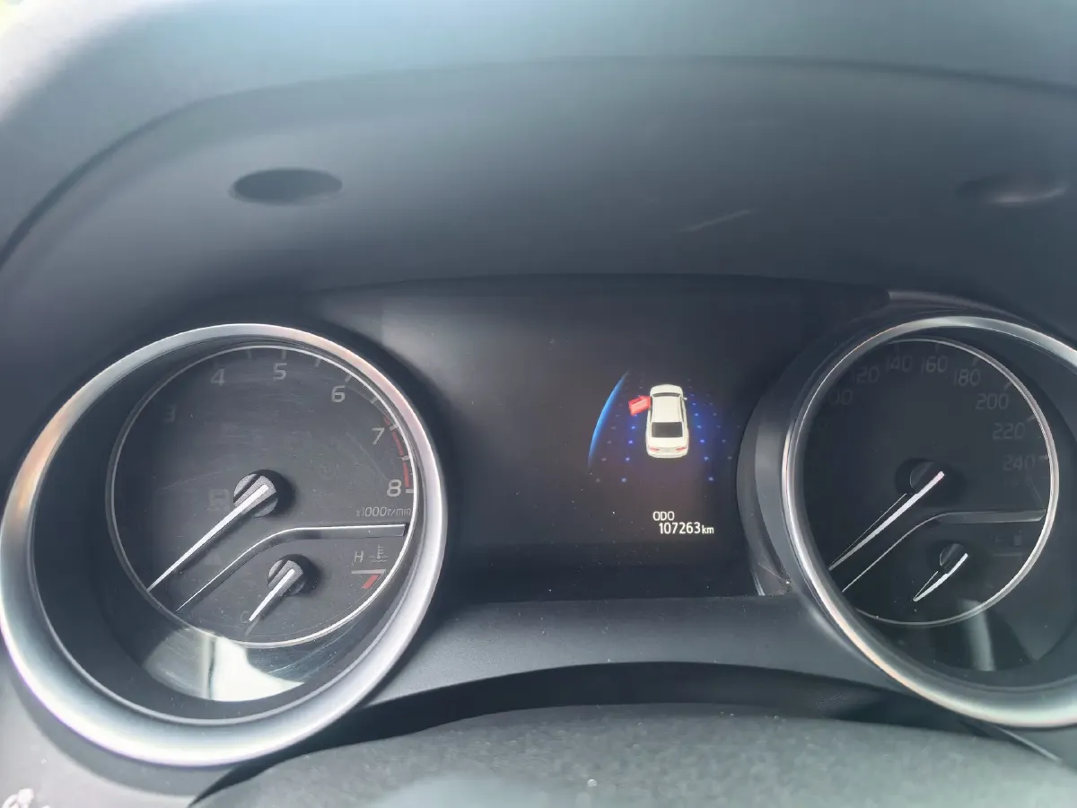 2018 Toyota Camry 2.0L 169HP L4 6AT,autocango,china used car exporter,china ev exporter,chinese used car exporter,chinese used ev exporter