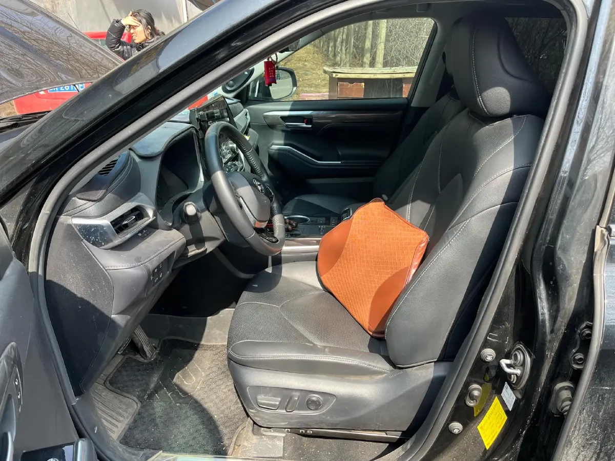 2023 Toyota Highlander 2.5L 189HP L4 E-CVT Hybrid,autocango,china used car exporter,china ev exporter,chinese used car exporter,chinese used ev exporter